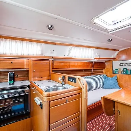 Guestready - Borealis Boat Experience In Afurada * Βίλα Νόβα ντε Γκάια