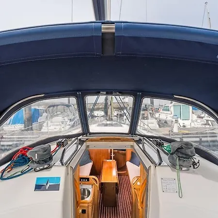 Διαμέρισμα Guestready - Borealis Boat Experience In Afurada *