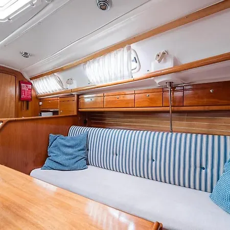 Διαμέρισμα Guestready - Borealis Boat Experience In Afurada *